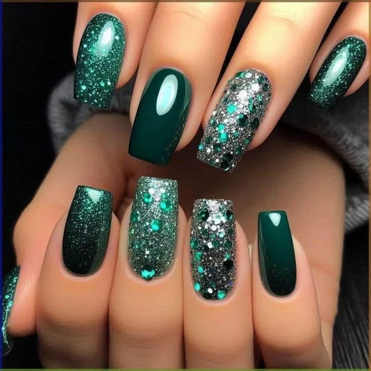 Pre-order Bubble Bath Press-On Nails- CN 202420