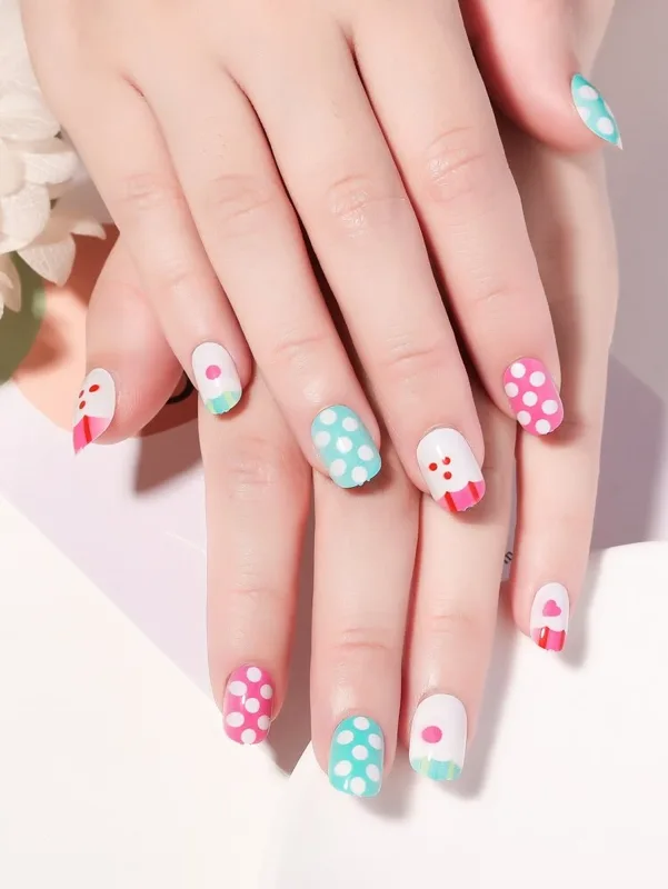 Pre-order Bubble Bath Press-On Nails- CN 202418