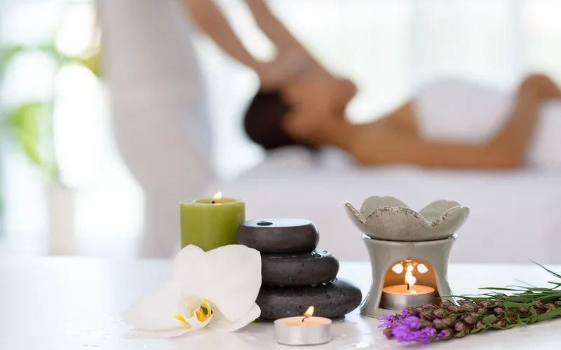 Luxury Singles or Couples Massages at Spavia Day Spa - Minnetonka 